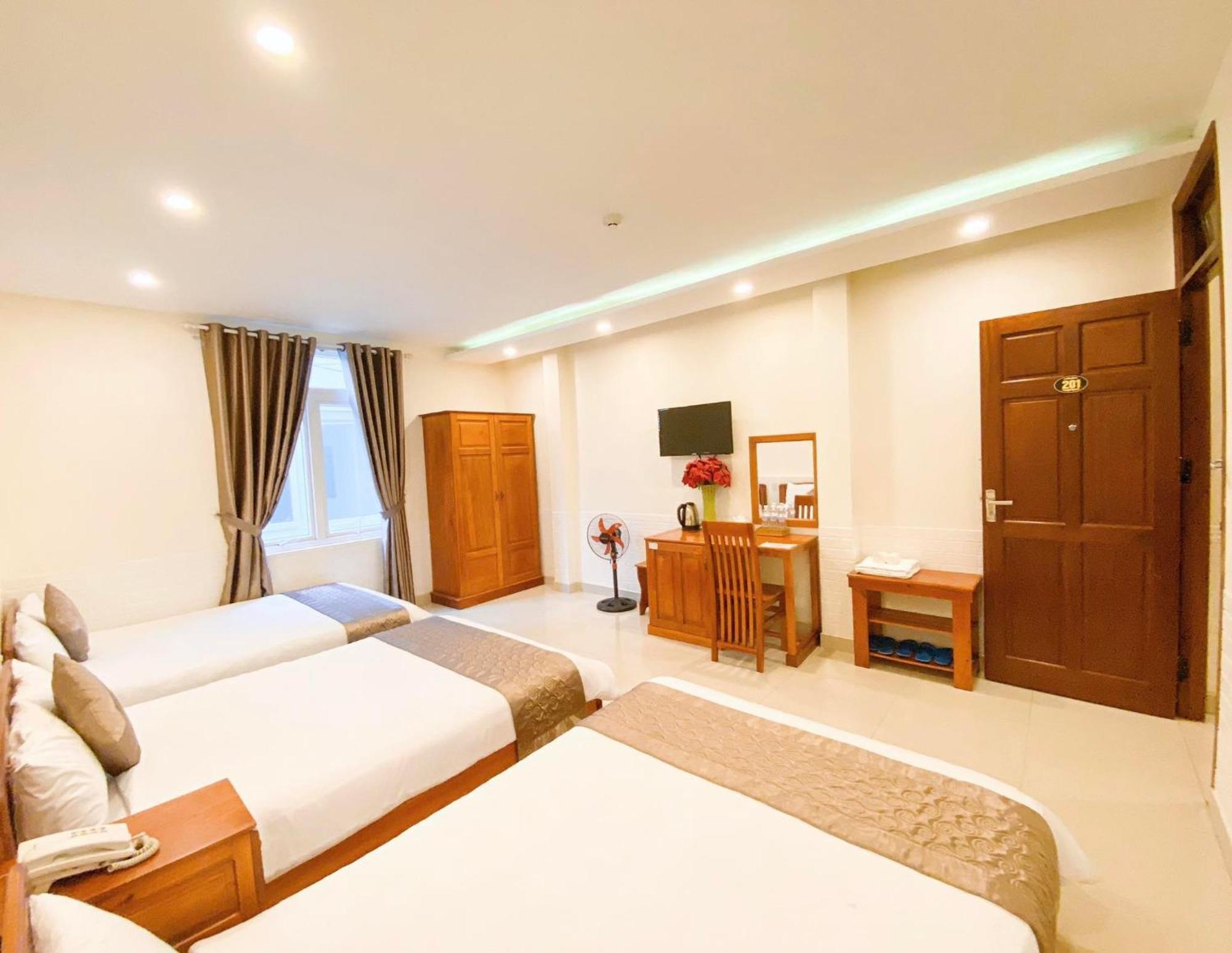 Hotel Pham Duy Đà Lạt Extérieur photo